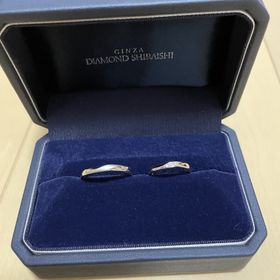 【銀座ダイヤモンドシライシの口コミ】 仕事でもつけたいと思っていたので、できるだけシンプルなデザインがよか…