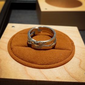 【ringram(リングラム)の口コミ】 指輪のデザインで色々なところを探しましたが、手作りをして作るのが1番楽…