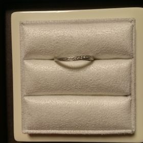 【LUCIE(ルシエ)】の口コミ デザインが気に入ったのと、主人の気に入った指輪のデザインに合わせて購入...