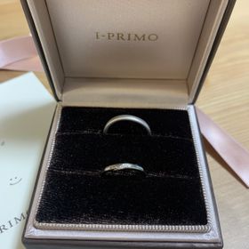 【アイプリモ(I-PRIMO)の口コミ】 試着してみて1番しっくりきたのでこの指輪にしました！
派手ではないけれ…