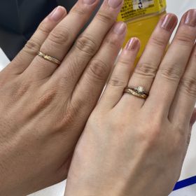 【銀座ダイヤモンドシライシの口コミ】 上品かつ、オシャレですっごく可愛いです！
男性女性どちらも動かす度にキ…