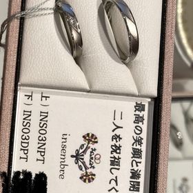 【insembre(インセンブレ)の口コミ】 付け心地から指輪の形はストレートで探していて、それでも装飾がないシン…