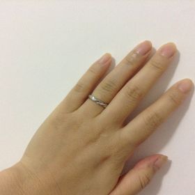 【Miss Platinumの口コミ】 ミスプラチナ の結婚指輪。通販で買えるものですが、渋谷のお店に行けば試…