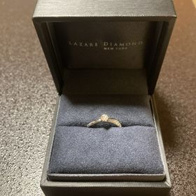 【ラザール ダイヤモンド(LAZARE DIAMOND)の口コミ】 基本的には直感で選びましたが、結果、彼女も大喜びでした。
特に、リング…