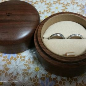 【COLANY(コラニー)の口コミ】 いろいろ見て回った後にコラニ－のリングを見つけました。今まで着けたリ…