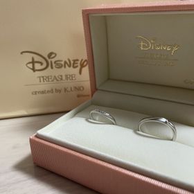 【ケイウノ ブライダル(K.UNO BRIDAL)の口コミ】 大好きなミッキーとミニーのシルエットを内側に入れられるた聞き、ケイウ…