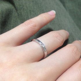 【銀座ダイヤモンドシライシの口コミ】 結婚式場の紹介で軽い気持ちで訪れましたが、担当の女性が一生懸命私達に…