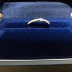 【銀座ダイヤモンドシライシの口コミ】 自分はシンプルなデザインが好みだったので、店員さんにオススメされたこ…