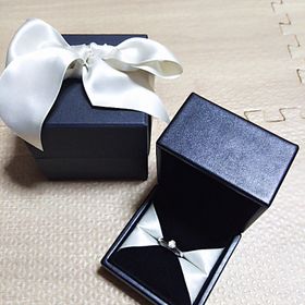 【銀座ダイヤモンドシライシの口コミ】 シンプルでいて、しかし細かなところにこだわりたかった。決め手は石の台…