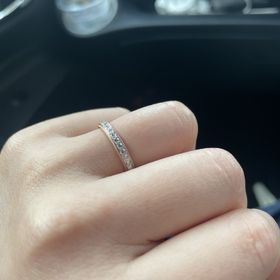 【Ponte Vecchio(ポンテヴェキオ)の口コミ】 他ブランドも何件もみましたが、こちらはお手頃なのにゴージャスにみえて…