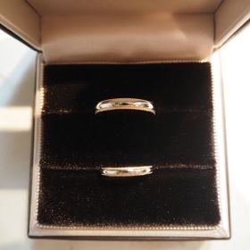 【アイプリモ(I-PRIMO)の口コミ】 ミル打ちのデザインのものがよくて探していました。
プラチナのみのものを…