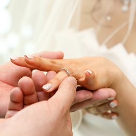 【ティファニー(Tiffany & Co.)の口コミ】 「ティファニーがいい！」「シンプルで上品な指輪がいい。」「できれば石…