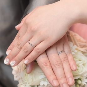 【アイプリモ(I-PRIMO)の口コミ】 婚約指輪がアイプリモのものだったので、他のブランドは特に検討せず
結婚…