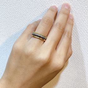 【ブシュロン(BOUCHERON)の口コミ】 結婚指輪はシンプルにしたいと決めていたので、婚約指輪は派手で豪華なブ…