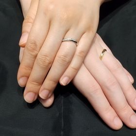 【エクセルコダイヤモンド(EXELCO DIAMOND)の口コミ】 デザインが良かったです。
私はプラチナ、彼はゴールドが良いということで…