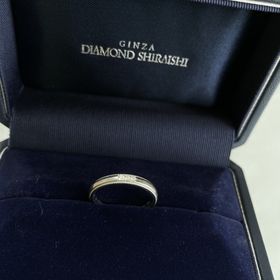 【銀座ダイヤモンドシライシの口コミ】 オーダーが出来るのが1番の決め手でした。
太さやデザイン、ダイヤの並び…