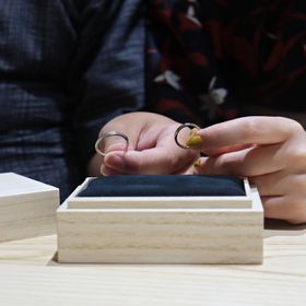 【出雲結(いずもゆい)の口コミ】 すごいシンプルで、普段仕事中も着けやすいデザインが決め手でした。
また…