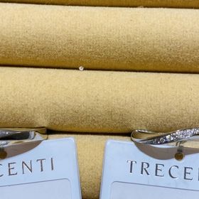 【TRECENTI(トレセンテ)の口コミ】 ダイヤモンドが一粒一粒しっかりと留めてあり、輝きがありとてもかわいか…