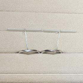 【TRECENTI(トレセンテ)の口コミ】 V字のデザインの中でも浅めなタイプなので、ストレートより少しだけ変化を…