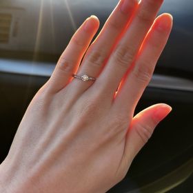 【ヴァンドーム青山(VENDOME AOYAMA)の口コミ】 ウェーブがある方が指が短い私にとってはスッキリ見えると思いこのデザイ…