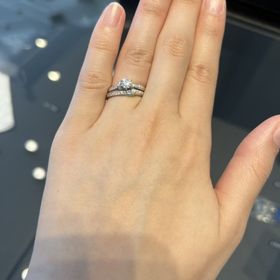 【エクセルコダイヤモンド(EXELCO DIAMOND)の口コミ】 フェデリングは他のブランドにはないデザインで一目惚れしました。セット…