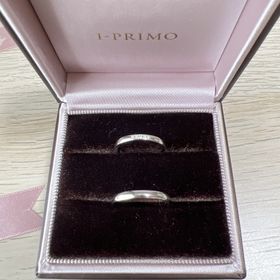 【アイプリモ(I-PRIMO)の口コミ】 主人はシンプルなデザインを希望、私はダイヤが3つ以上ついているペアのも…