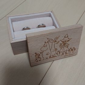 【MOOMIN WEDDING RING(ムーミン結婚指輪)】の口コミ ムーミンが大好きでネットで検索したところ、キャラクターの刻印ができるこ...