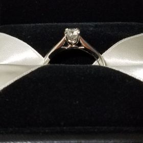 【エクセルコダイヤモンド(EXELCO DIAMOND)の口コミ】 私の雰囲気と合うデザインを、お店の方がおすすめしてくれました。ダイヤ…