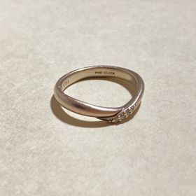 【THE KISS(ザ・キッス)の口コミ】 基本的にずっとつけっぱなしにしたかったので何もついていないシンプルな…