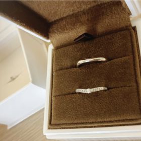 【snow(スノウ)の口コミ】 ウェーブかVラインか悩んでいました。指が長く見えるということ、つけた感…