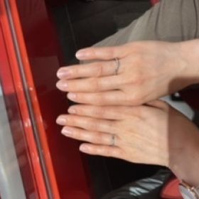 【AFFLUX(アフラックス)の口コミ】 とにかく種類が多いです！ダイヤの数、指輪の太さ、色味、サイズが0.25号…