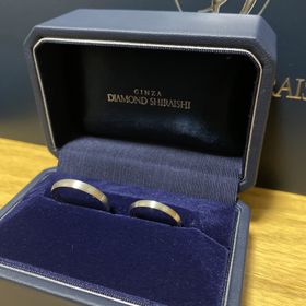 【銀座ダイヤモンドシライシの口コミ】 スタッフの方におすすめしていただきまして、
指輪の決め手はデザインや価…