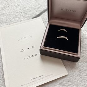 【アイプリモ(I-PRIMO)の口コミ】 ・シンプルでありながら、さりげないダイヤのデザイン
・毎日つけたかった…