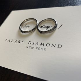 【ラザール ダイヤモンド(LAZARE DIAMOND)の口コミ】 婚約指輪をラザールダイヤモンドさんで見ていて、二度目の来店時に結婚指…