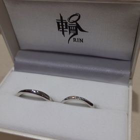 【輪-RIN-の口コミ】 あまり人と被らない、けどシンプルかつ個性的なデザインの指輪が欲しくて(…