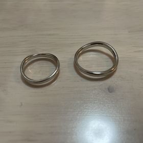 【銀座ダイヤモンドシライシの口コミ】 最初はシンプルなのが一番と思っていましたが、シンプルの中にもたくさん…