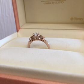 【ケイウノ ブライダル(K.UNO BRIDAL)の口コミ】 ディズニーのシンデレラシリーズが大好きで、かぼちゃの馬車のデザイン車…