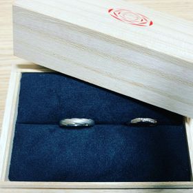 【出雲結(いずもゆい)の口コミ】 〆縄のデザインに一目惚れして、サンプルリングを注文しました。やはり実…