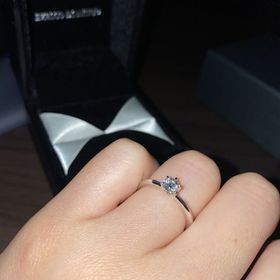 【エクセルコダイヤモンド(EXELCO DIAMOND)の口コミ】 彼が決めてくれました。
ダイヤの形、台座の形、全てが完璧です。彼が言う…