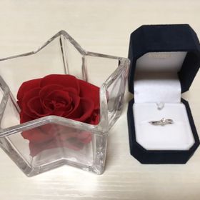 【festaria bijou SOPHIA(フェスタリア ビジュソフィア)の口コミ】 ダイヤの形が星形でとても素敵だったのが購入の一番の決め手でした。また…