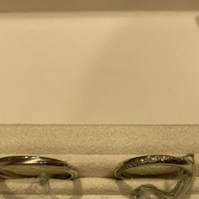 【festaria bijou SOPHIA(フェスタリア ビジュソフィア)の口コミ】 ダイヤモンドが横にはいったデザインを気に入りました。ストレートなのに…