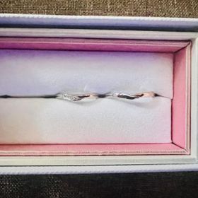 【nocur(ノクル)の口コミ】 いろんな指輪を見て悩んだらした時にスタッフさんが色々話を聞かせてくだ…