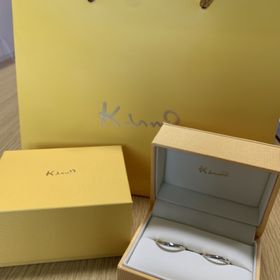 【ケイウノ ブライダル(K.UNO BRIDAL)の口コミ】 プラチナ、ゴールドの２色を使っている指輪を希望していて、その全てを試…
