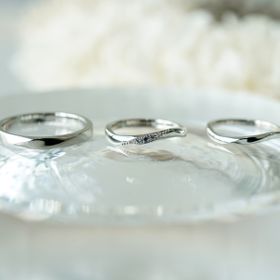 【renri(レンリ)の口コミ】 色や太さの素材、デザインなどいちから自分達で選べますので、好みの仕上…