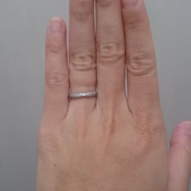 【アイプリモ(I-PRIMO)の口コミ】 派手過ぎず、シンプル過ぎず、丁度良かったから。
あまり無いデザインで、…