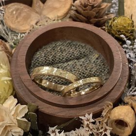 【鎌倉彫金工房の口コミ】 手作りで自分達の気に入ったデザインにもでき、尚且つお値段も抑えられる…