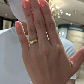 【ピアジェ(PIAGET)の口コミ】 ゴールド、ストレート、シンプルで人と被らないものを探していました。伝…