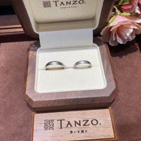 【TANZO.(鍛造指輪)の口コミ】 強度のある鍛造指輪をさがしていて、既製品で、二人ともが気にいるものが…