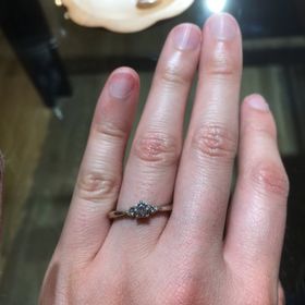 【杢目金屋(もくめがねや)の口コミ】 価格はオーダーメイドなので高めです。木目は思ったよりも肉眼では余り分…