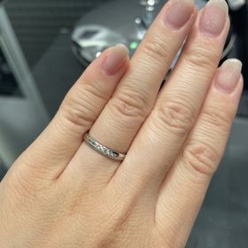 【ラザール ダイヤモンド(LAZARE DIAMOND)の口コミ】 五線譜に見立てたデザインに、たくさんの幸せを奏でられますようにという…